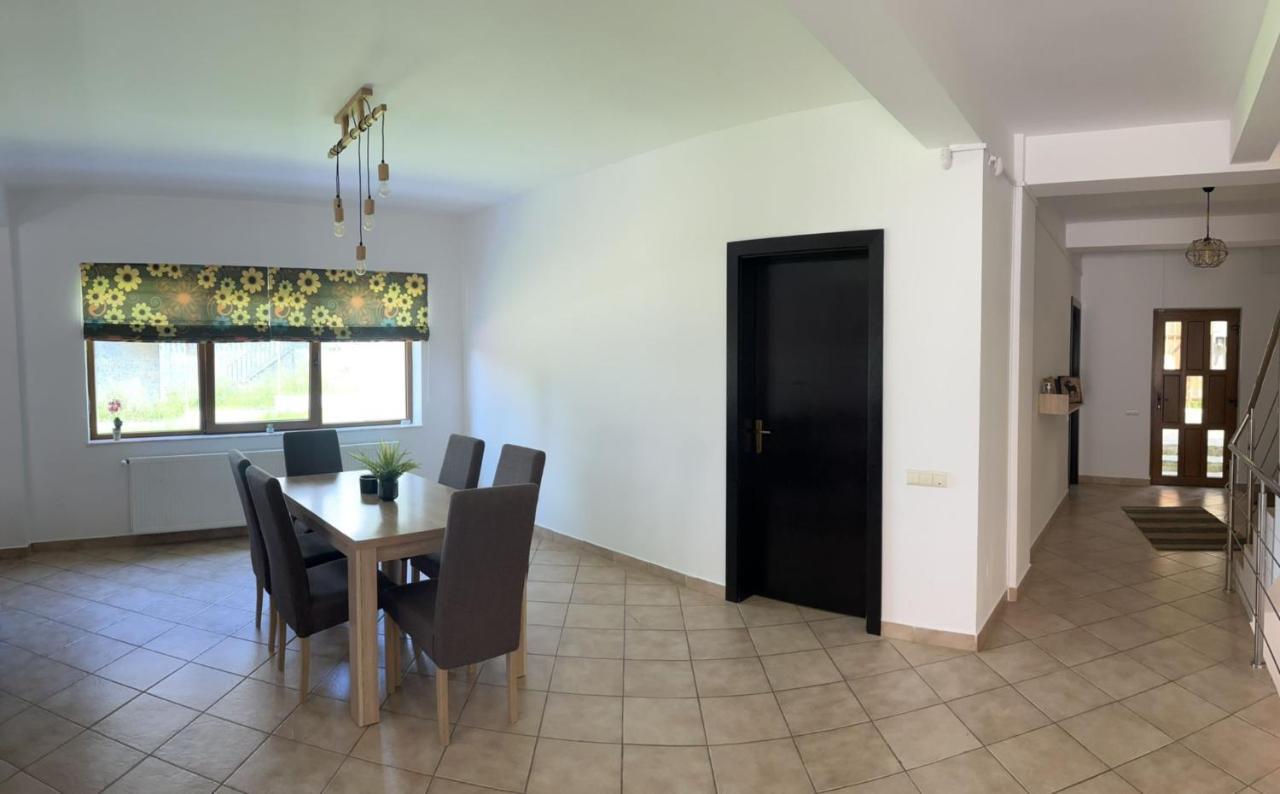 Vila 7 Predeal - Unique Location In The Forest Dış mekan fotoğraf
